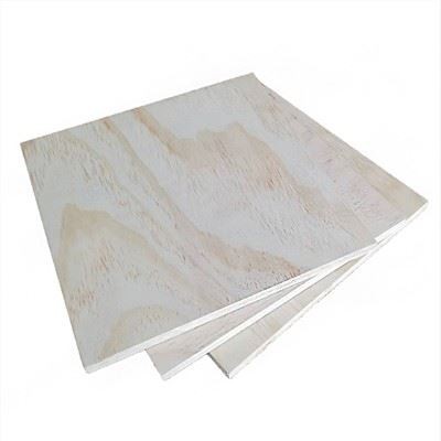 पाइन प्लाईवुड